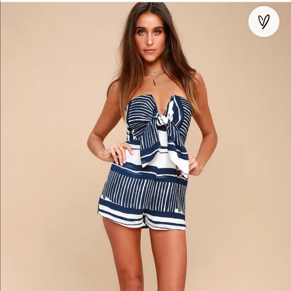 Lulu’s Strapless Tie-Front Romper - Picture 3 of 6